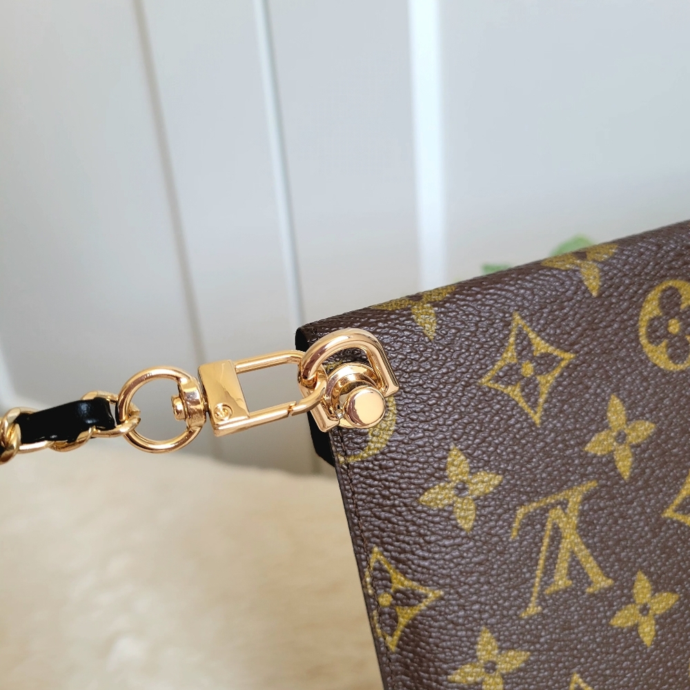 💕Louis Vuitton ENVELOPE Vintage Clutch Crossbody Monogram - Picture 14 of 15